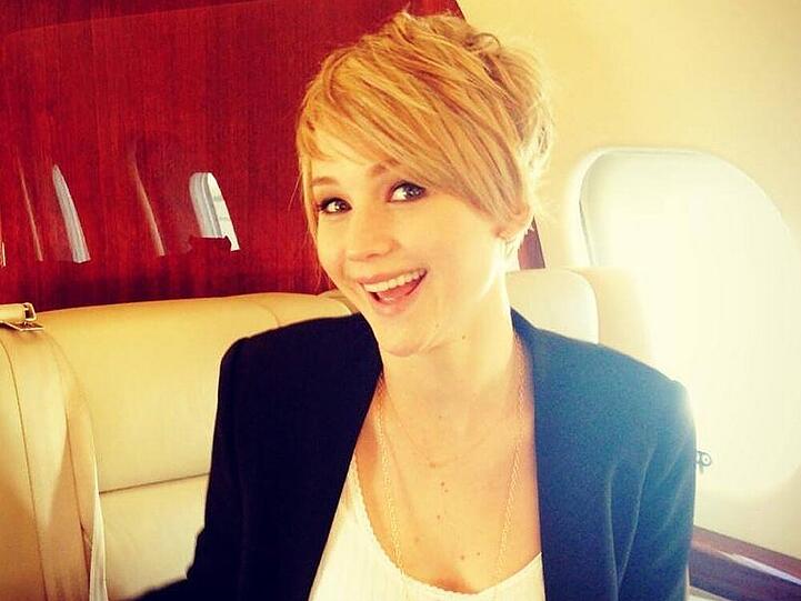 Jennifer Lawrence fühlt sich mit ihrem neuen Look sichtlich wohl
