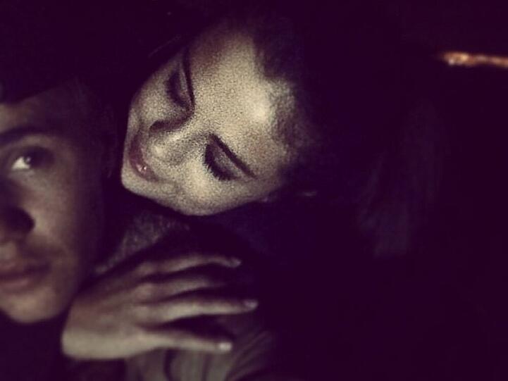 Zu diesem Foto mit Gomez schrieb Bieber bei Instagram: "Ich liebe es, wie du mich anschaust"
