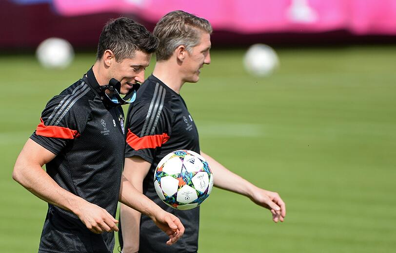 Die Bilder vom Abschlusstraining der Bayern vor dem Barca-Spiel!