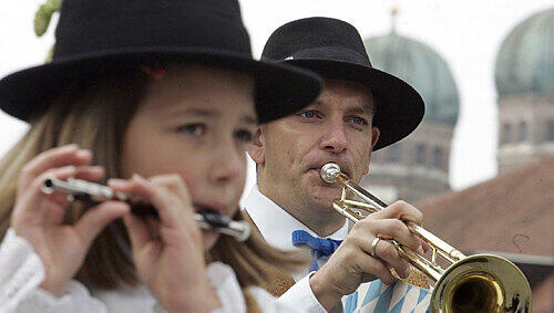 Der traditionelle Trachten-Umzug durch die Münchner Innenstadt. Der traditionelle Trachten-Umzug durch die Münchner Innenstadt.