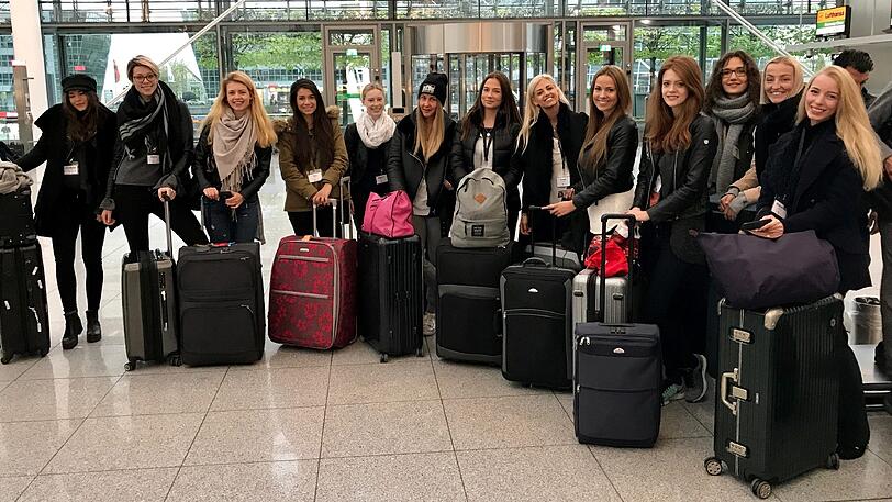Ready fot Takeoff! Die Kandidatinnen vor dem Abflug in München