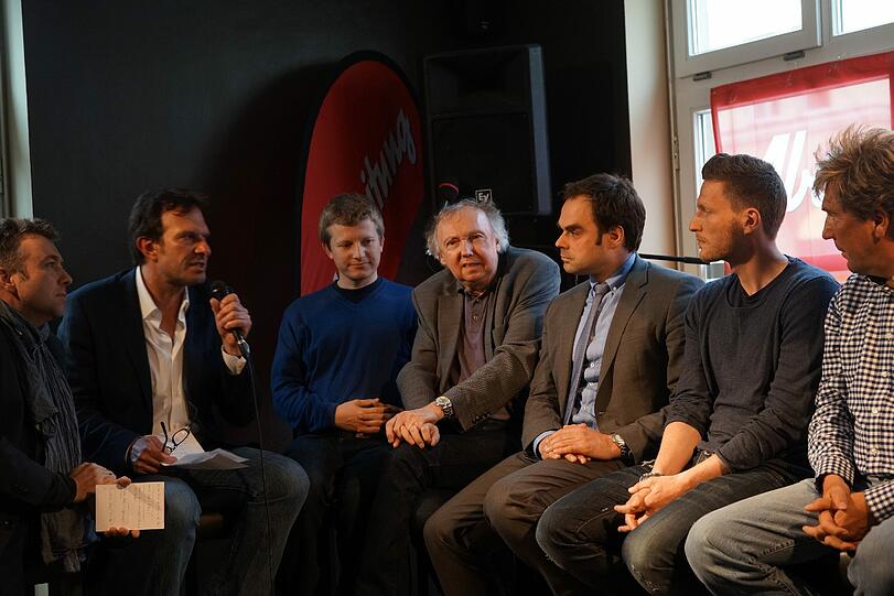 Der TSV 1860 im AZ-Café: Löwen-Star Benny Lauth, Geschäftsführer Robert Schäfer und Stadionsprecher Stephan Schneider im Talk