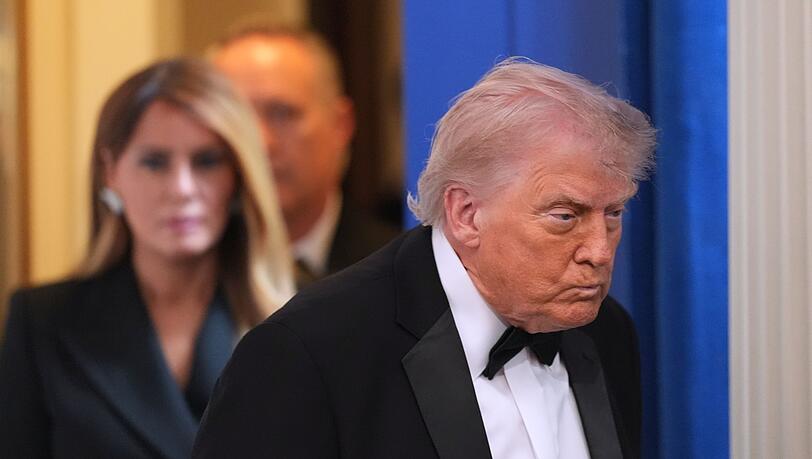 Trump spricht nach den Sch&uuml;ssen zur Presse.