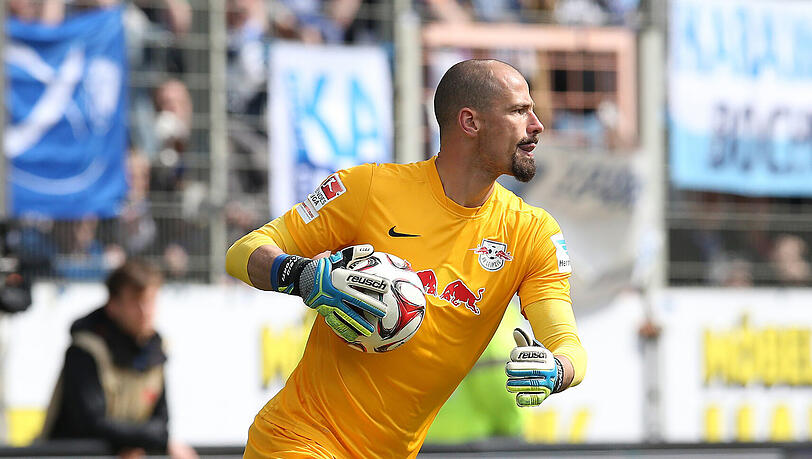 Leipzig Schlussmann Fabio Coltorti war mit seinem Treffer gegen Darmstadt der umjubelte Mann auf dem Platz.