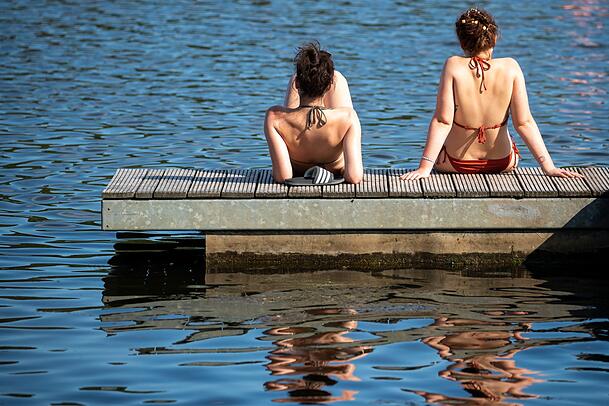 Die Wasserqualität in Bayerns Badeseen ist weitgehend erstklassig. (Archivbild) Die Wasserqualität in Bayerns Badeseen ist weitgehend erstklassig. (Archivbild)