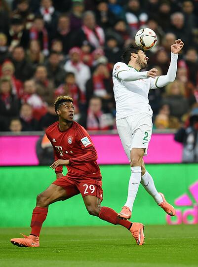 Kingsley Coman, Note 1: Neben Thiago bester Bayer. Legte nicht nur dessen 1:0 vor, sondern auch Müllers 2:0 (31.) mit einem fantastischen Solo. Hatte zuletzt müde gewirkt, diesmal so agil und frech, wie ihn sich Pep wünscht. Hätte fast noch selbst getroffen.