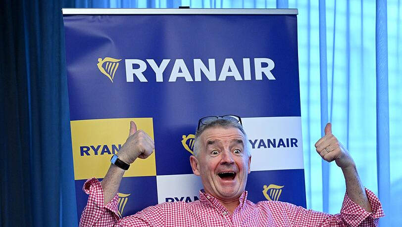 Ryanair-Chef Michael O'Leary beugt sich "widerwillig" Fluggastrechten britischer und europ&auml;ischer Beh&ouml;rden.
