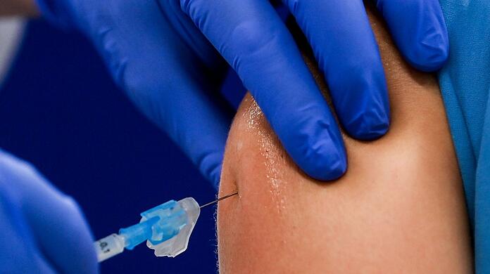An verschiedenen Orten in München kann man sich gegen das Coronavirus impfen lassen. (Archivbild)
