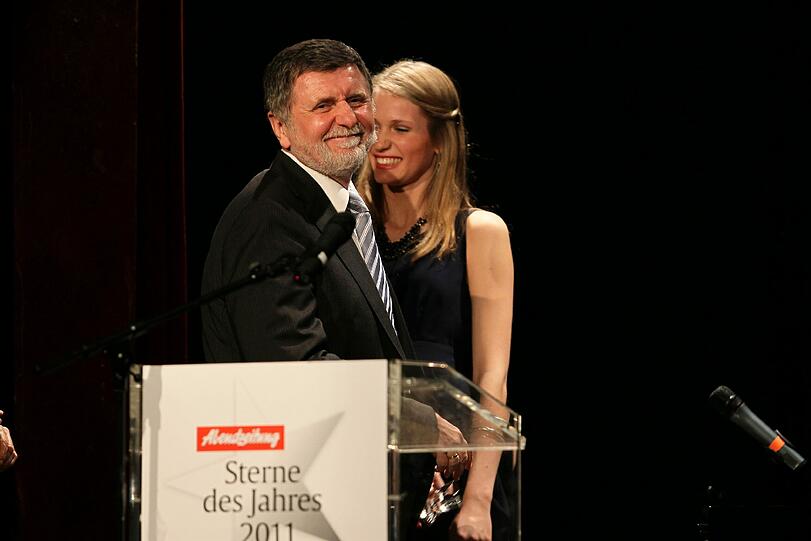 Sozialstern-Träger Dr. Josef Bäuml von der Initiative "Ariadne" und die "Schöne Münchnerin"  Alice Müller.