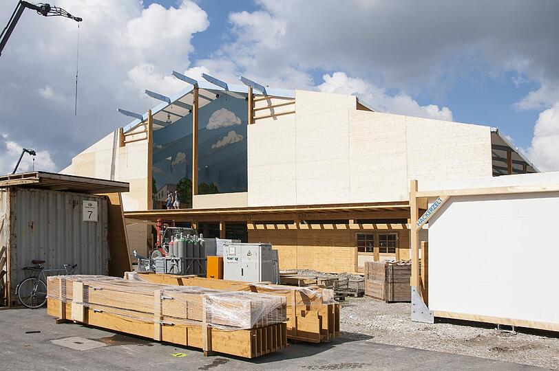 Auf der Theresienwiese geht's vorwärts: Die aktuellen Bilder vom Wiesn-Aufbau zum Durchklicken.