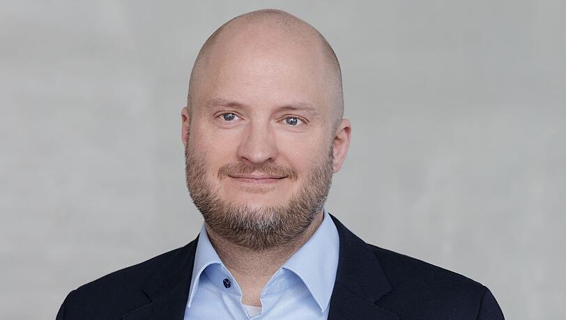Der Gesamtbetriebsrat der Commerzbank um Chef Sascha Uebel will Strafanzeige gegen die Unicredit stellen Der Gesamtbetriebsrat der Commerzbank um Chef Sascha Uebel will Strafanzeige gegen die Unicredit stellen