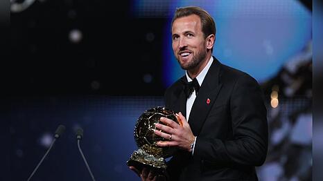 Harry Kane wurde in London zum Weltfu&szlig;baller gekr&ouml;nt.