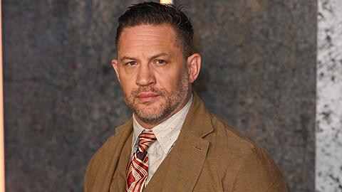 Die Serie "MobLand - Familie bis aufs Blut" mit Tom Hardy startete 2025.