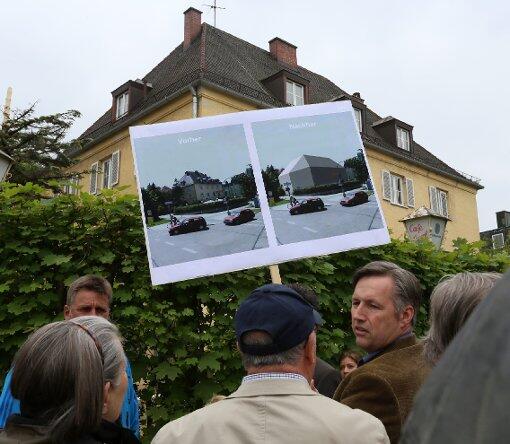 Das alte Deml-Haus soll bleiben, haben die Anwohner bei diesem Protest gefordert.