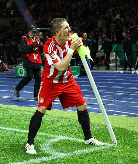 Die Bilder von Schweinsteigers sensationellen Zeit beim FC Bayern.