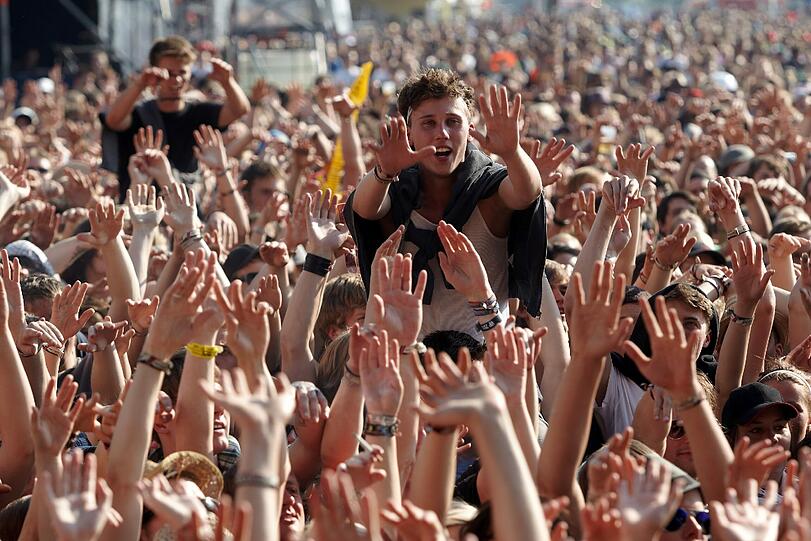 Sonne, Beats und gute Laune: Hunderttausende Musikfans feiern bei den Festivals "Rock im Park" in Nürnberg und "Rock am Ring" auf dem Nürburgring. Die besten Bilder des Wochenendes.
