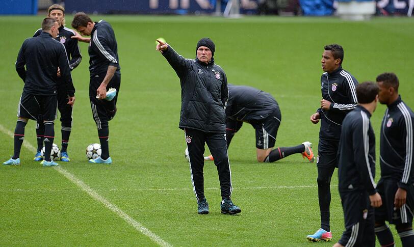 Jetzt wird?s langsam ernst: Die letzte Trainingseinheit vor dem großen Showdown im " German Endspiel". Die Bilder vom Bayern-Training im Wembley-Stadion!