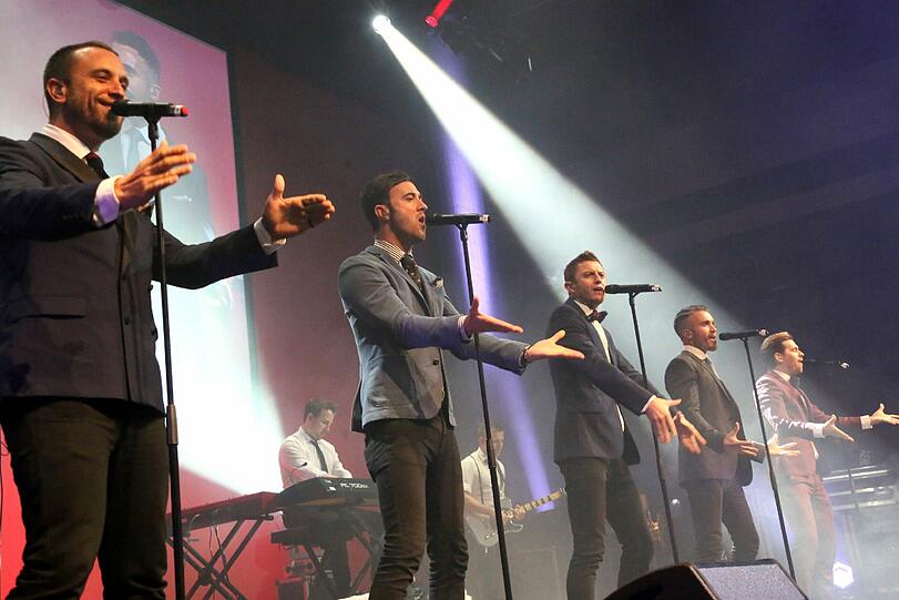 Die Lange Nacht der Musik. Den Auftakt bildeten die "Overtones" in der BMW-Welt.
