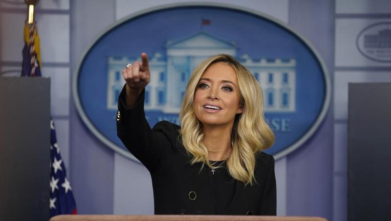 Trumps neue Sprecherin Kayleigh McEnany bei ihrer ersten Pressekonferenz im Weißen Haus. Trumps neue Sprecherin Kayleigh McEnany bei ihrer ersten Pressekonferenz im Weißen Haus.