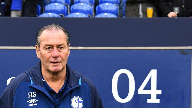 Könnte mit einem Erfolg im DFB-Pokal die Saison für den FC Schalke 04 noch etwas retten: Trainer Huub Stevens. Könnte mit einem Erfolg im DFB-Pokal die Saison für den FC Schalke 04 noch etwas retten: Trainer Huub Stevens.