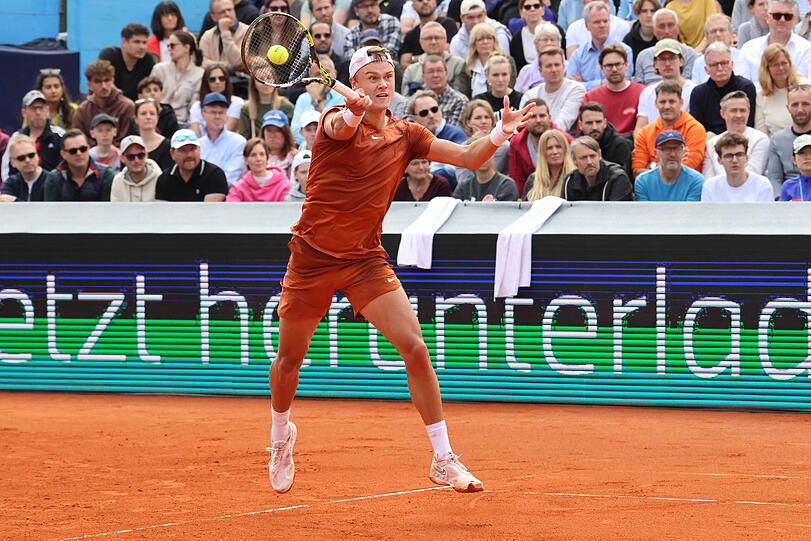 Tennisgelände des MTTC Iphitos e.V.: 
Hier, am Schauplatz der ATP BMW Open, dürfen die Tennisspieler und -innen ihren Traum von einer Olympiamedaille verwirklichen.