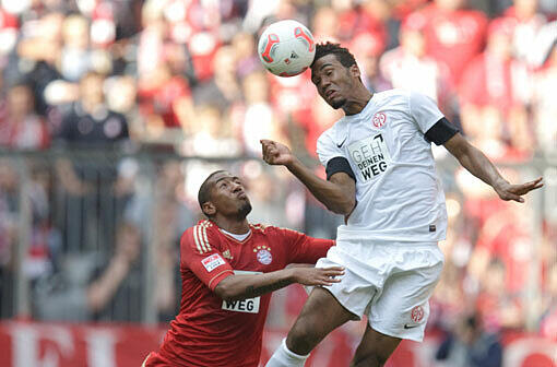 JEROME BOATENG: Note 3. Zuletzt unter Löw zwei Mal 90 Minuten auf der Bank, bei Bayern Stamm. Hinten drin solide. Verpasste einen Treffer knapp, sein Kopfball aus wenigen Metern ging drüber
