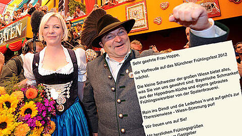 Ab sofort steht sie nicht mehr im Hintergrund: Tina wird von ihrem Mann Sepp Krätz immer mehr ins Gastro-Geschäft involviert. Einladungen unterschreiben jetzt beide (siehe Ausriss).