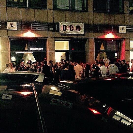 Absolut beliebt: die neu eröffnete Bar Don?t call Mama in der Schellingstraße.