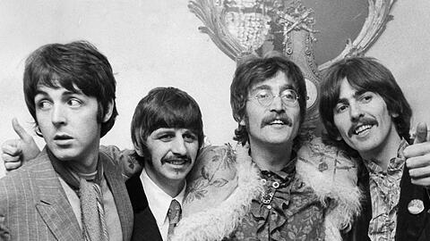Paul McCartney, Ringo Starr, John Lennon und George Harrison (v.l.n.r.) erhalten ihre eigene, vierteilige Filmreihe.