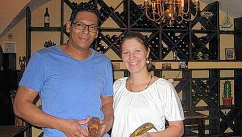 Oscar Sanchez und seine Frau Melanie tischen spezialitäten aus Panama auf. Oscar Sanchez und seine Frau Melanie tischen spezialitäten aus Panama auf.