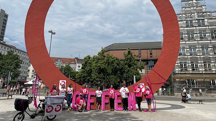 Die Initiatoren der Kampagne auf dem Karl-Stützel-Platz.