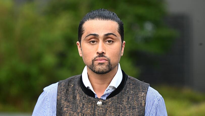 Samuel Sohebi, Promi-Stylist, Modeberater und Influencer. Samuel Sohebi, Promi-Stylist, Modeberater und Influencer.
