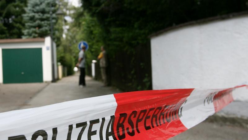 Keinen Schritt mehr: Bei manchen Kriminalfällen kommt die Polizei einfach nicht weiter. Keinen Schritt mehr: Bei manchen Kriminalfällen kommt die Polizei einfach nicht weiter.