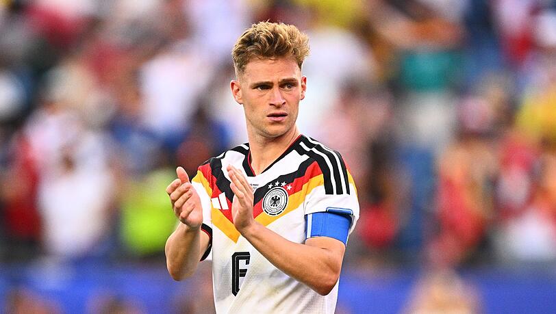 Ein Adidas-Abschiedstrikot gibt es für die Nationalspieler um Joshua Kimmich. (Archivbild) Ein Adidas-Abschiedstrikot gibt es für die Nationalspieler um Joshua Kimmich. (Archivbild)