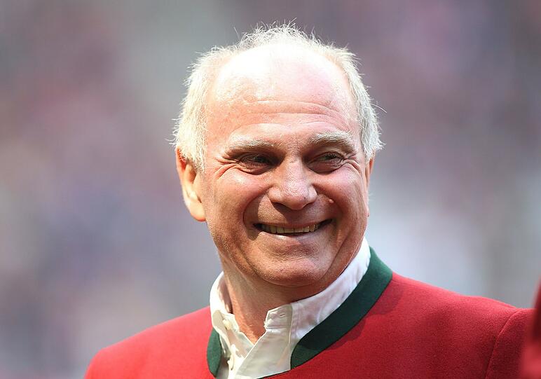 Im November will Uli Hoeneß zurück an die Spitze des FC Bayern. Dann findet die Jahreshauptversammlung inklusive Präsidentschaftswahl statt.