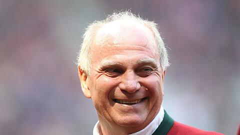 Im November will Uli Hoeneß zurück an die Spitze des FC Bayern. Dann findet die Jahreshauptversammlung inklusive Präsidentschaftswahl statt.