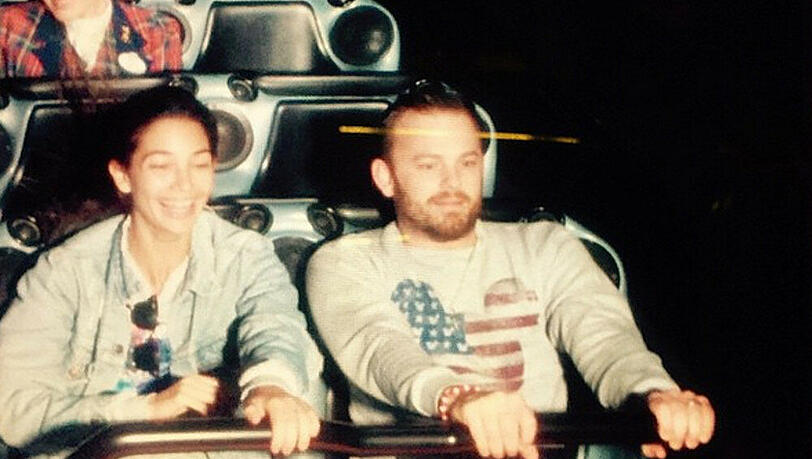 Erwischt: Caleb Followill scheint die Achterbahnfahrt nicht zu genießen Erwischt: Caleb Followill scheint die Achterbahnfahrt nicht zu genießen