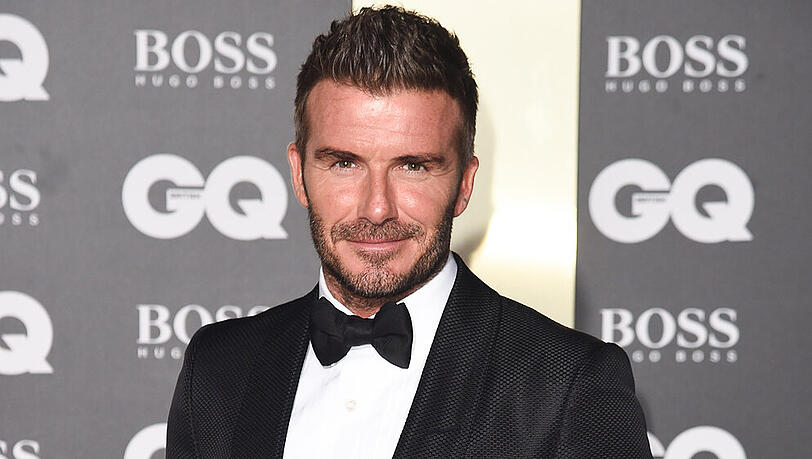 David Beckham hat einen alten Model-Schnappschuss nachgestellt. David Beckham hat einen alten Model-Schnappschuss nachgestellt.