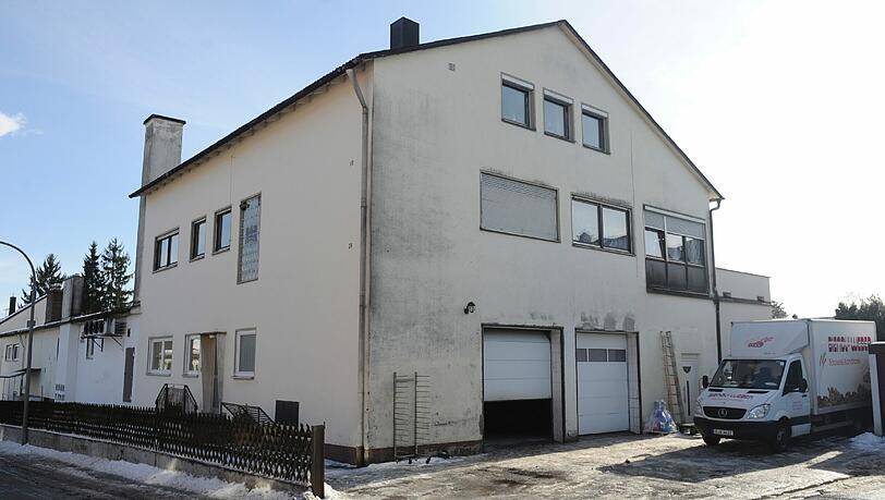 Biendl und Weber: Nach Müller-Brot muss eine weitere Großbäckerei in Bayern ihre Produktion wegen hygienischer Mängel einstellen. Biendl und Weber: Nach Müller-Brot muss eine weitere Großbäckerei in Bayern ihre Produktion wegen hygienischer Mängel einstellen.