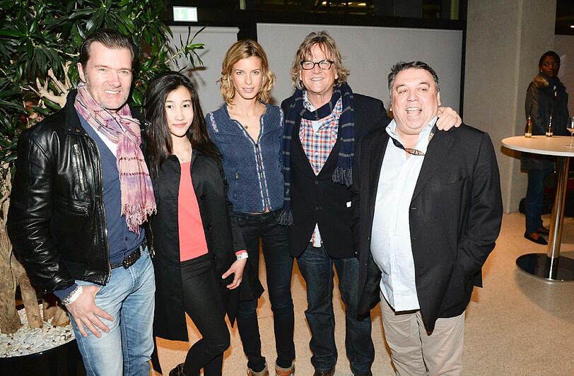 John Jürgens (DJ Munich) mit Tochter Jasmin, Martin Krug mit Freundin Julia Trainer, Matthias Hoffmann