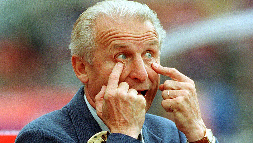 Giovanni Trapattoni als Trainer des FC Bayern München - Szene aus dem Jahr 1997. Giovanni Trapattoni als Trainer des FC Bayern München - Szene aus dem Jahr 1997.