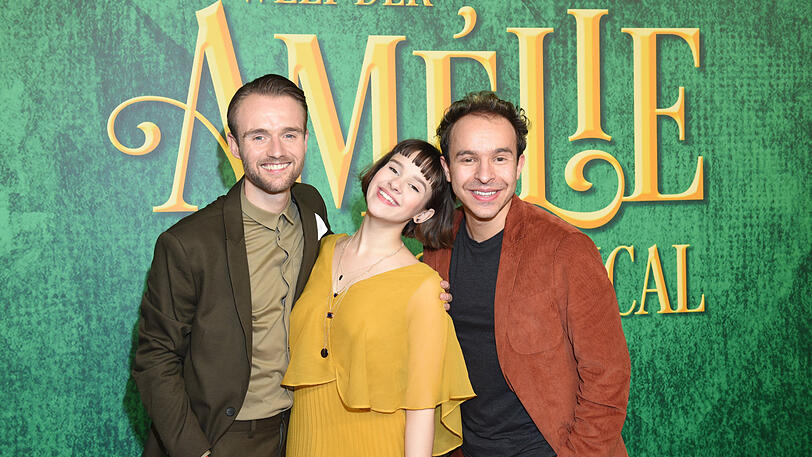 Andreas Bongard (Nino), Sandra Leitner (Amelie), und die Nino-Zweitbesetzung.
