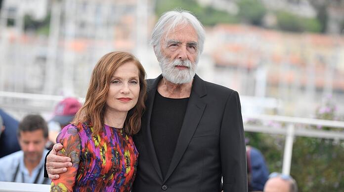Michael Haneke mit seiner Lieblingsschauspielerin Isabelle Huppert 2017 in Cannes.