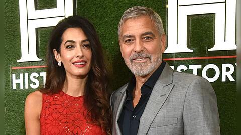 Seit acht Jahren glücklich verheiratet: Amal und George Clooney in Washington bei HISTORYTalks.