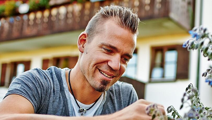 Andi Schweiger im Garten der Schwiegereltern: Vieles von hier landet auf den Tellern im Schweiger2. Andi Schweiger im Garten der Schwiegereltern: Vieles von hier landet auf den Tellern im Schweiger2.