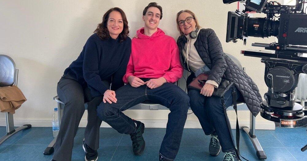 Krimireihe-Unter-anderen-Umst-nden-feiert-20-Jubil-um