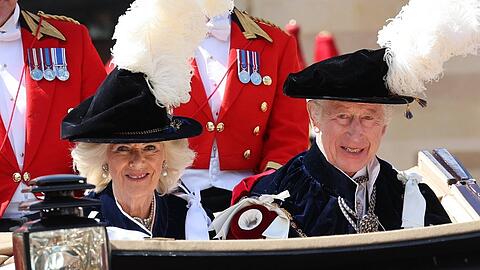 König Charles III. und Königin Camilla am diesjährigen "Garter Day" auf Schloss Windsor.