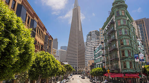Die Transamerica Pyramide gilt als Sehensw&uuml;rdigkeit von San Francisco: In das Wahrzeichen hat unter anderem die BVK Pensionsgeld investiert.