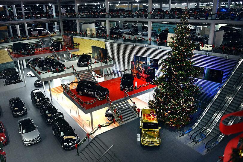 "Münchens höchster Weihnachtsmarkt" im 13. Stock des Mercedes-Benz Centers an der Donnersbergerbrücke.