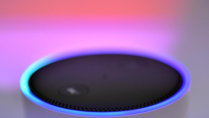Unter Smart-Home-Geräten versteht man etwa den Amazon-Lautsprecher Echo mit dem Sprachassistenten Alexa, aber auch Luftsensoren, Bewegungsmelder oder Überwachungskameras, die Informationen versenden. Unter Smart-Home-Geräten versteht man etwa den Amazon-Lautsprecher Echo mit dem Sprachassistenten Alexa, aber auch Luftsensoren, Bewegungsmelder oder Überwachungskameras, die Informationen versenden.